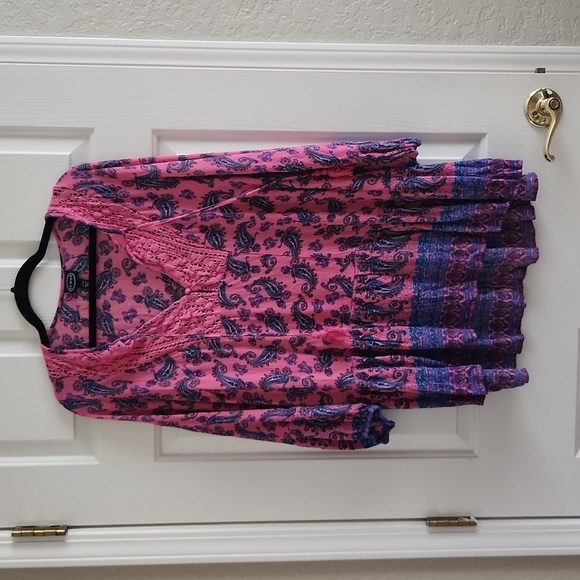 Scoop flowy dress or cover-up - Picture 1 of 4